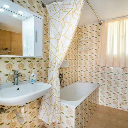 Lägenhet House Stella *